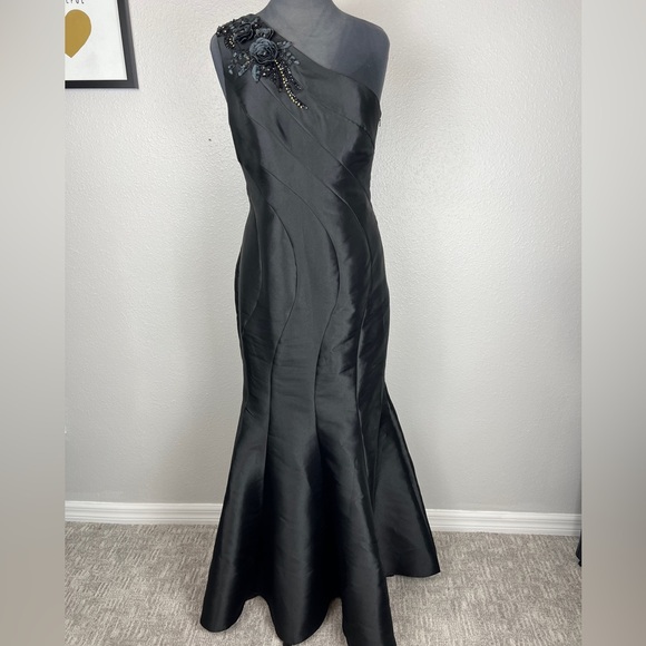 JS Collections Dresses & Skirts - Mermaid One Shoulder Evening Gown